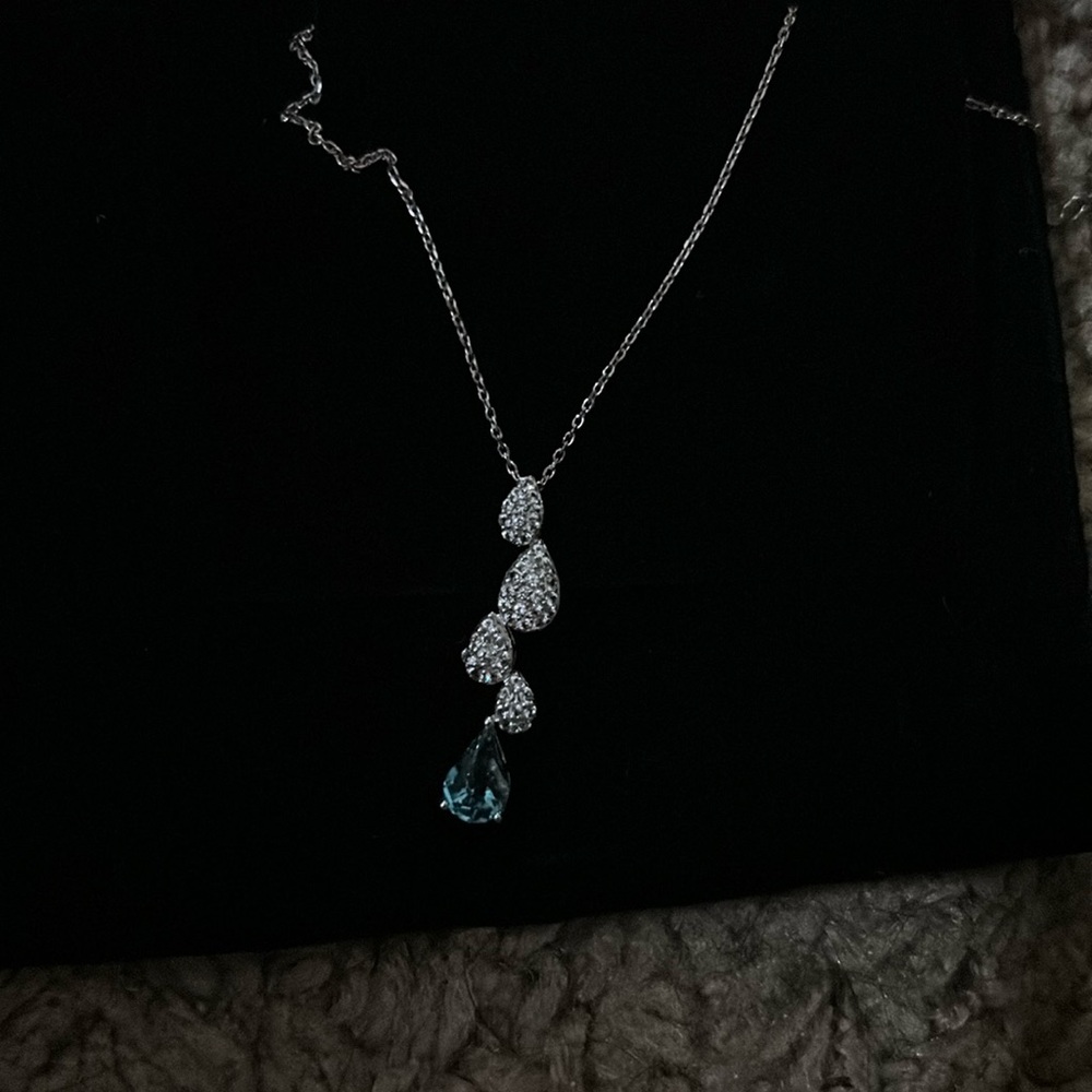 Blue topaz drop necklace
